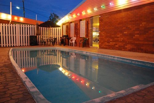 Abajaz Motel-Central-King Bed-Shaded Parking Longreach Exterior foto